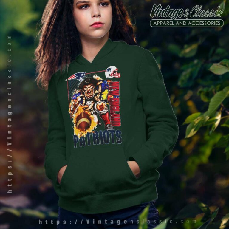 New England Patriots Pats Cartoon Nfl Football Hoodie New England Patriots Pats Cartoon Nfl Football Hoodie