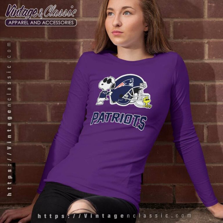 New England Patriots Snoopy And Woodstock Football Helmet Long Sleeve Tee New England Patriots Snoopy And Woodstock Football Helmet Long Sleeve Tee