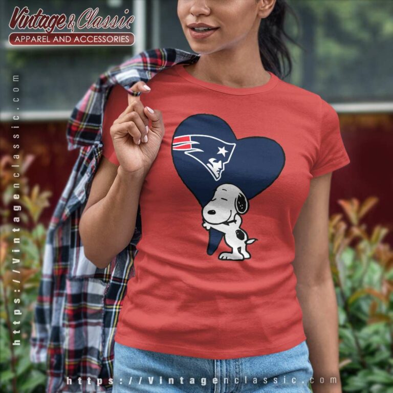New England Patriots Snoopy In My Heart Football Women TShirt New England Patriots Snoopy In My Heart Football Women TShirt