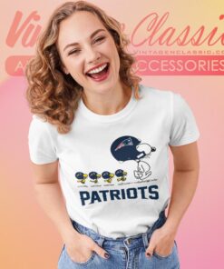 New England Patriots Snoopy Woodstock Team Walking Women T shirt