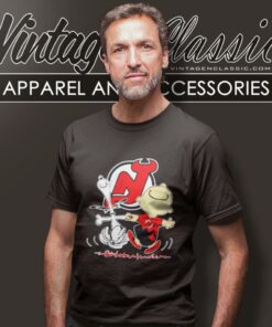 New Jersey Devils Snoopy And Charlie Brown Dancing T Shirt