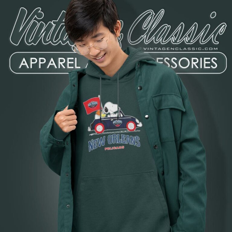 New Orleans Pelicans Shirt Basketball Snoopy Dog Driving Car Hoodie New Orleans Pelicans Shirt Basketball Snoopy Dog Driving Car Hoodie