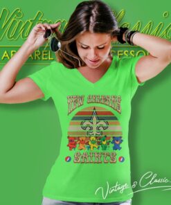 New Orleans Saints Nfl Grateful Dancing Bears Retro V Neck TShirt