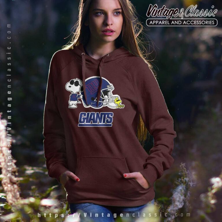 New York Giants Snoopy And Woodstock Helmet Hoodie New York Giants Snoopy And Woodstock Helmet Hoodie