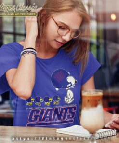 New York Giants Snoopy Woodstock Team Walking Women T shirt