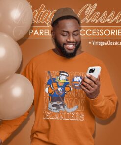 New York Islanders Donald Duck Hockey Shirt Sweatshirt