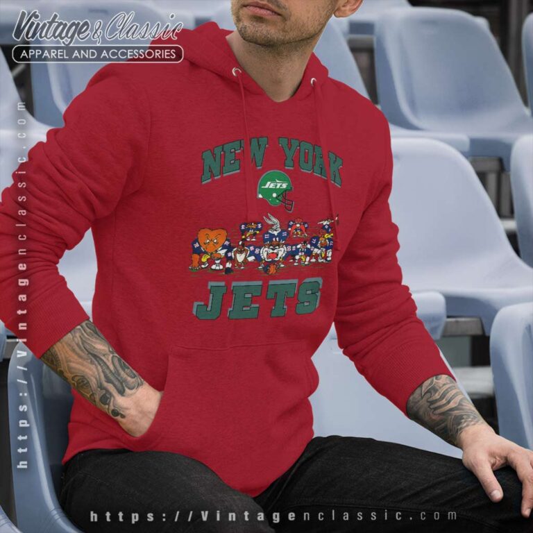 New York Jets Looney Tunes Graphic Hoodie New York Jets Looney Tunes Graphic Hoodie
