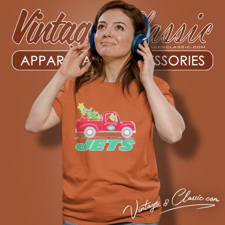 New York Jets Santa Grinch Driving Truck Christmas Women T Shirt New York Jets Santa Grinch Driving Truck Christmas Women T Shirt