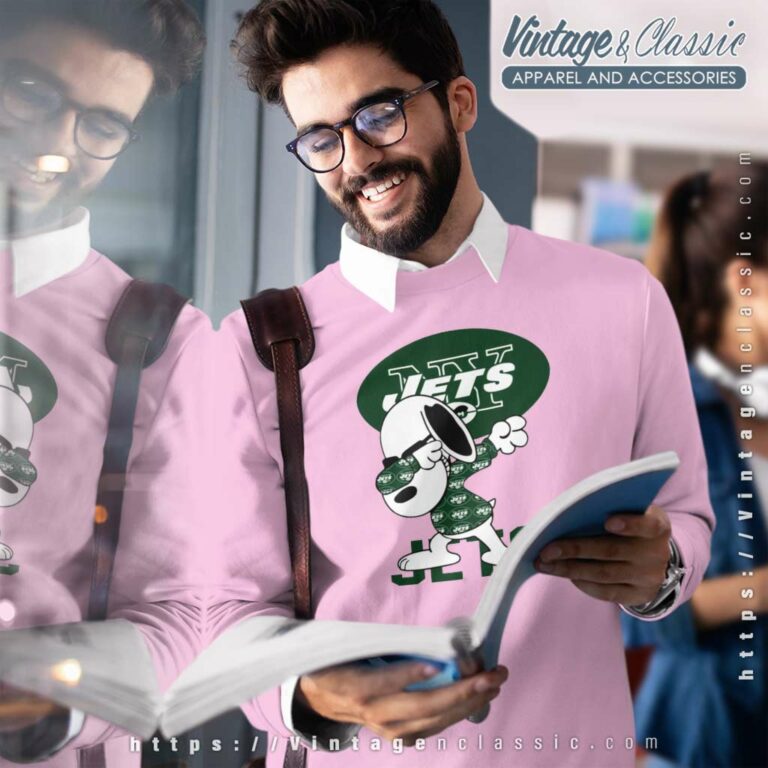 New York Jets Snoopy Dabbing Sweatshirt New York Jets Snoopy Dabbing Sweatshirt