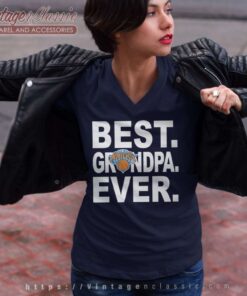 New York Knicks Best Grandpa Ever V Neck TShirt