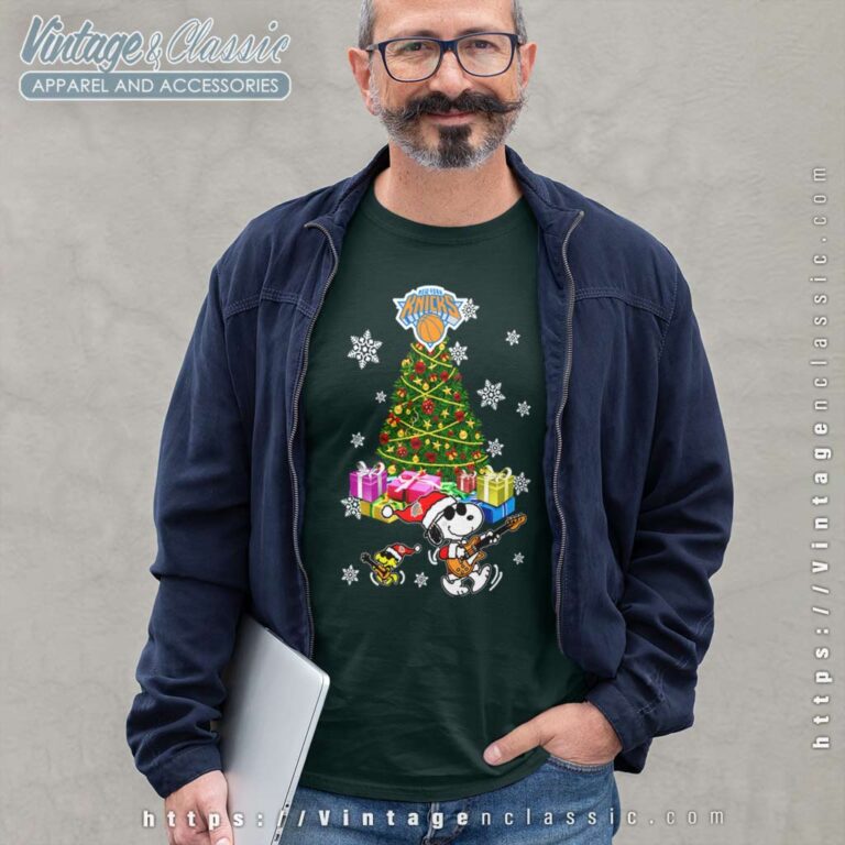 New York Knicks Merry Christmas Snoopy Long Sleeve Tee New York Knicks Merry Christmas Snoopy Long Sleeve Tee