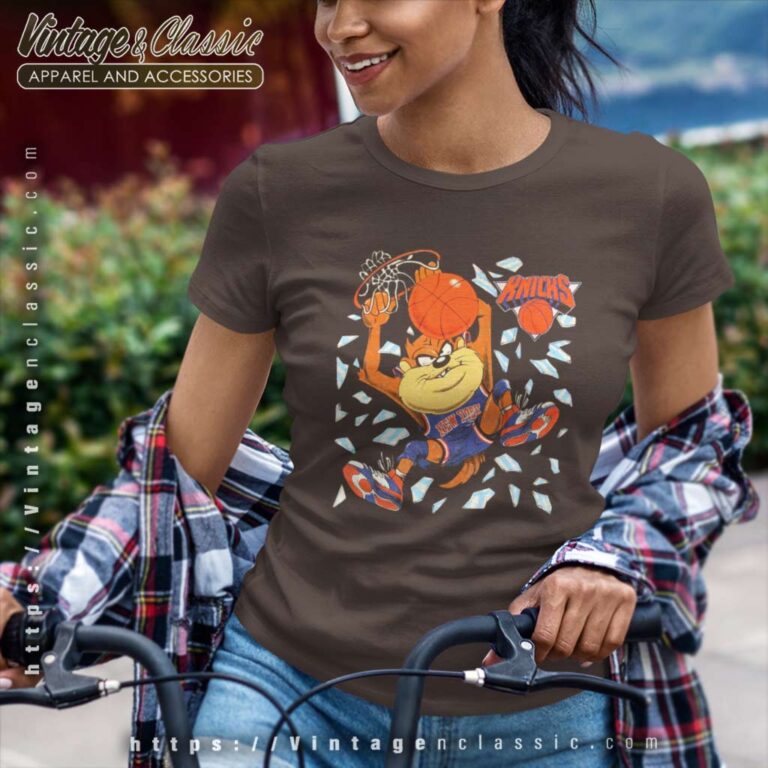 New York Knicks Nba Looney Tunes Women TShirt New York Knicks Nba Looney Tunes Women TShirt