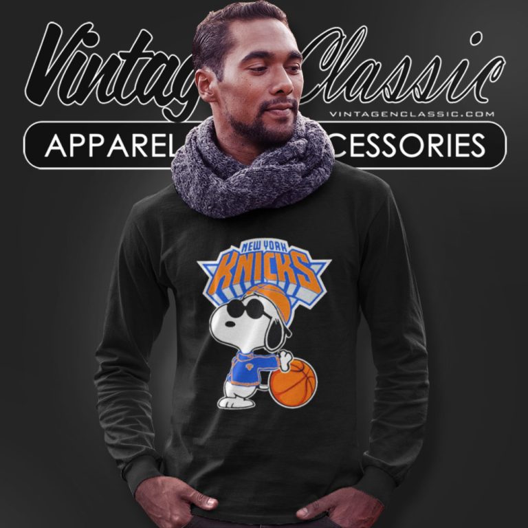 New York Knicks Nba X Snoopy Dog Peanuts Long Sleeve Tee New York Knicks Nba X Snoopy Dog Peanuts Long Sleeve Tee