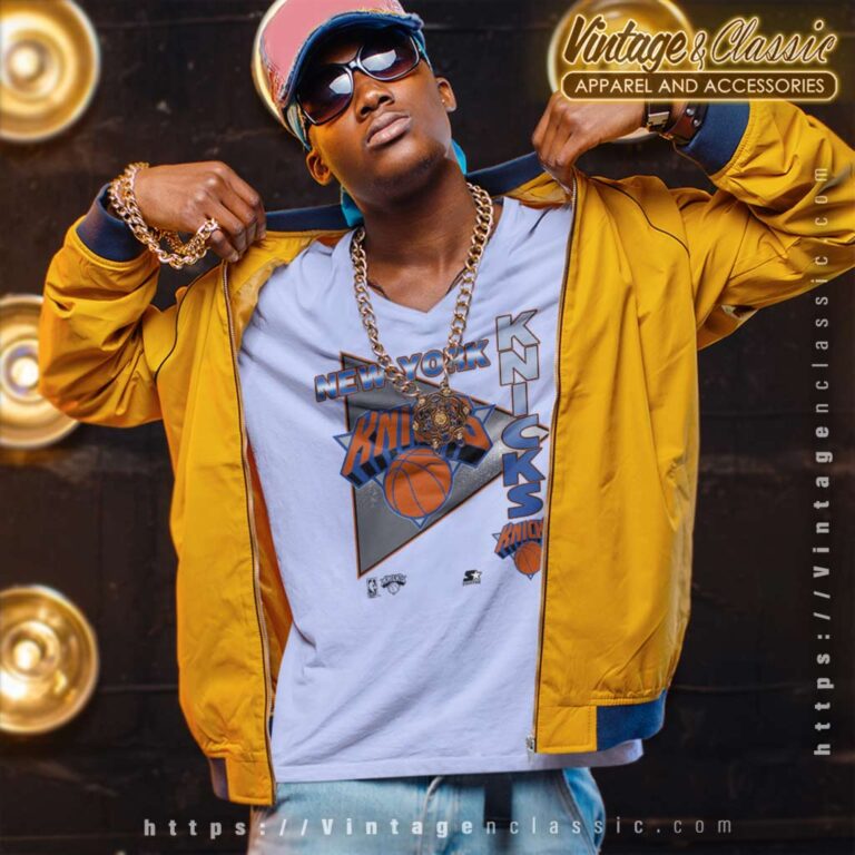 New York Knicks Starter Vintage 90s V Neck TShirt New York Knicks Starter Vintage 90s V Neck TShirt