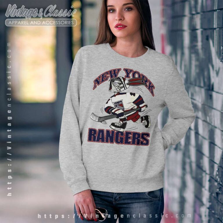 New York Rangers Bugs Bunny Vintage Sweatshirt New York Rangers Bugs Bunny Vintage Sweatshirt