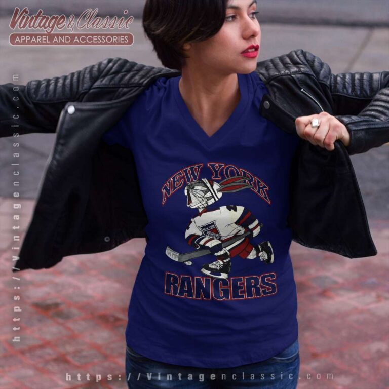 New York Rangers Bugs Bunny Vintage V Neck TShirt New York Rangers Bugs Bunny Vintage V Neck TShirt