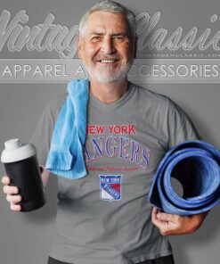 New York Rangers Vintage Logo Athletic Nhl Hockey V Neck TShirt 1
