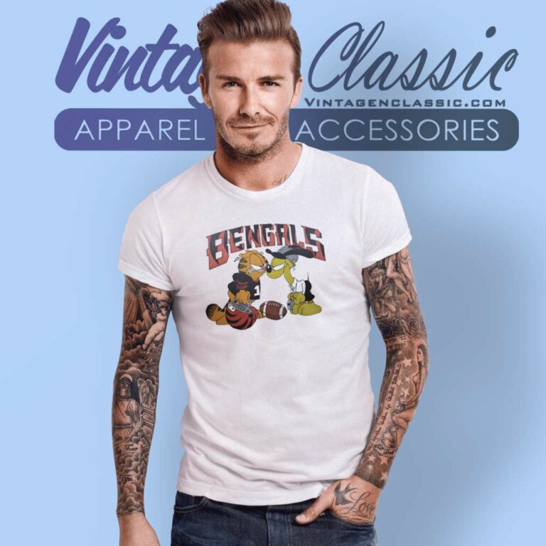 Nfl Cartoon Art Garfield Odie Cincinnati Bengals T Shirt Nfl Cartoon Art Garfield Odie Cincinnati Bengals T Shirt