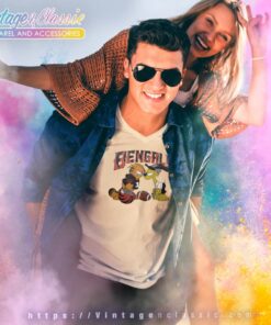 Nfl Cartoon Art Garfield Odie Cincinnati Bengals V Neck TShirt