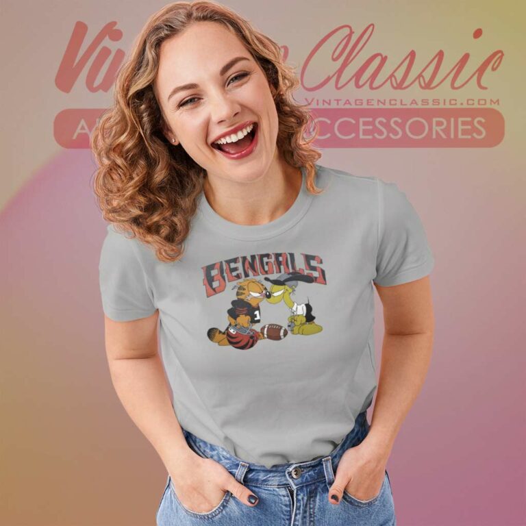 Nfl Cartoon Art Garfield Odie Cincinnati Bengals Women TShirt Nfl Cartoon Art Garfield Odie Cincinnati Bengals Women TShirt