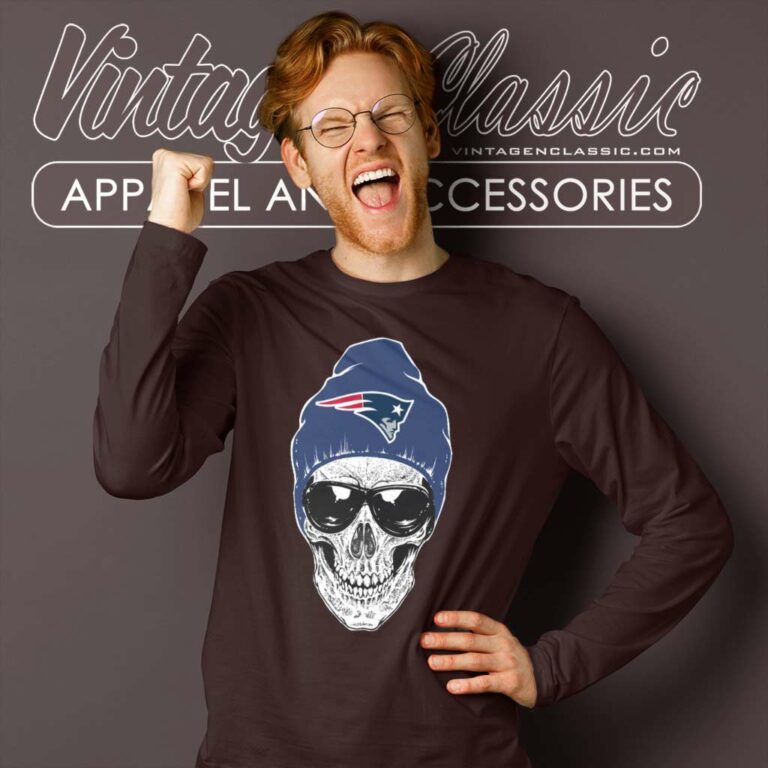 Nfl New England Patriots Skull Halloween Long Sleeve Tee Nfl New England Patriots Skull Halloween Long Sleeve Tee