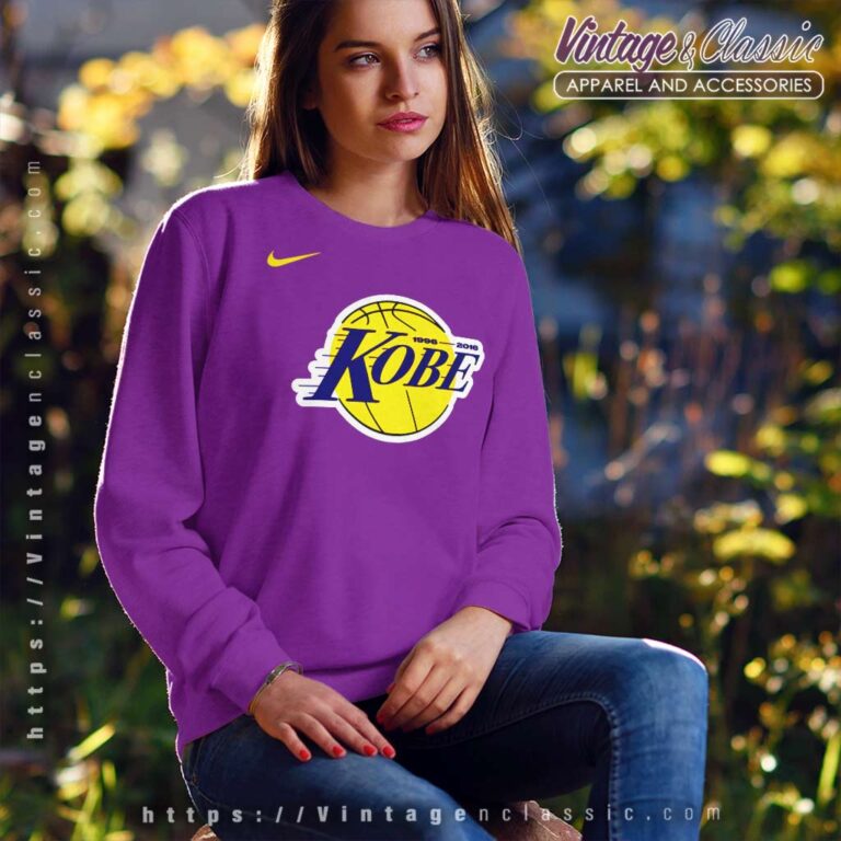 Nike Kobe Bryant Los Angeles Lakers Sweatshirt Nike Kobe Bryant Los Angeles Lakers Sweatshirt