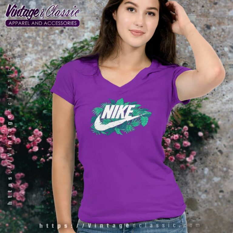 Nike Leaf Logo V Neck TShirt Nike Leaf Logo V Neck TShirt