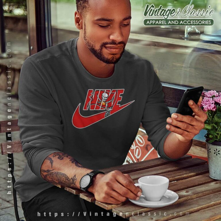 Nike Logo Tampa Bay Buccaneers Sweatshirt Nike Logo Tampa Bay Buccaneers Sweatshirt