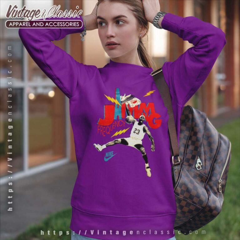 Nike Michael Jordan Jamming Frequency Sweatshirt Nike Michael Jordan Jamming Frequency Sweatshirt