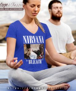 Nirvana Bleach Album Cover V Neck TShirt