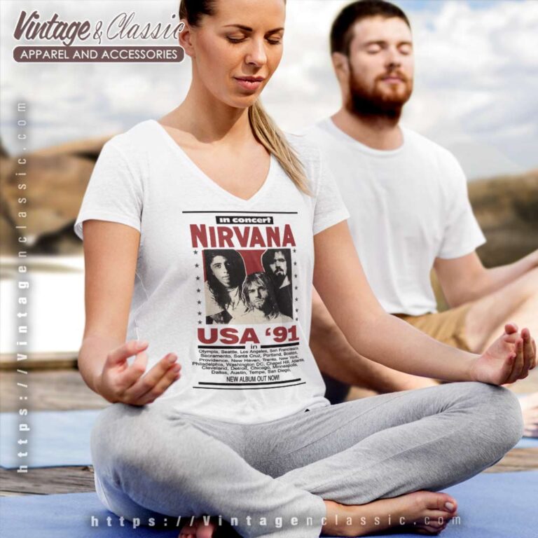 Nirvana In Concert Usa 91 V Neck TShirt Nirvana In Concert Usa 91 V Neck TShirt