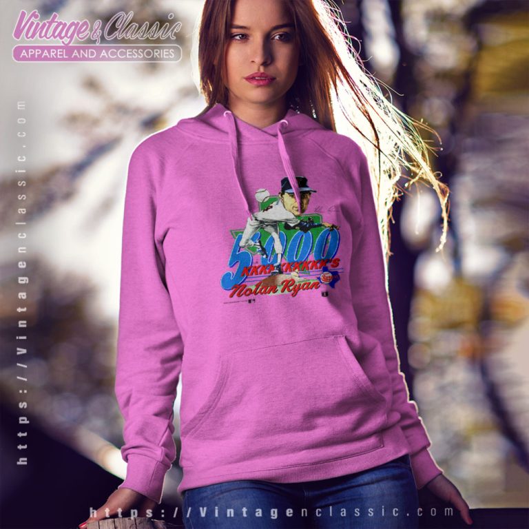 Nolan Ryan Caricature 80s Baseball Mlb Texas Rangers Hoodie Nolan Ryan Caricature 80s Baseball Mlb Texas Rangers Hoodie