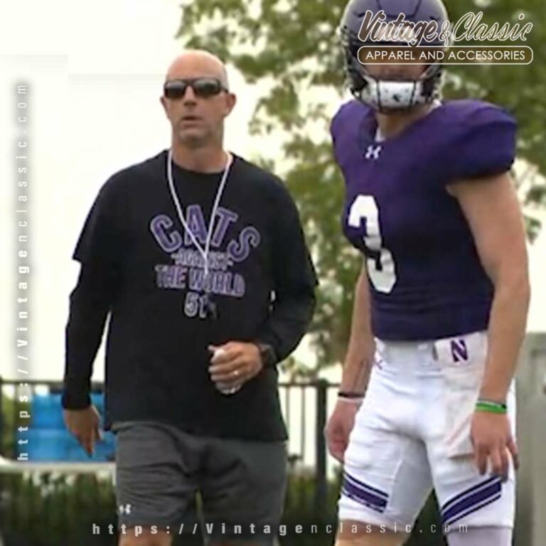 Northwestern Cats Against The World 51 Shirt Northwestern Cats Against The World 51 Shirt