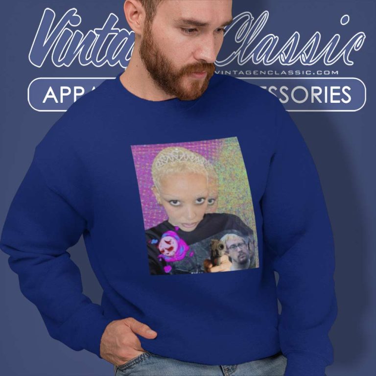 Not Kitten Doja Cat Wearing Sam Hyde Sweatshirt Not Kitten Doja Cat Wearing Sam Hyde Sweatshirt