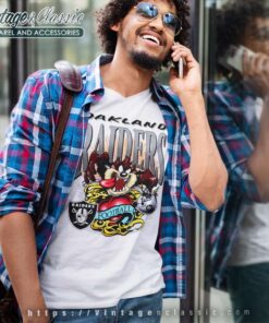 Oakland Raiders Taz Tasmanian Devil V Neck TShirt 1