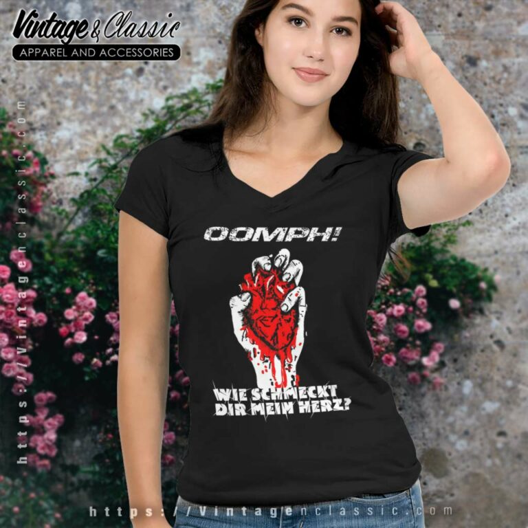 Oomph Shirt Wie Schmeckt Dir Mein Herz V Neck TShirt Oomph Shirt Wie Schmeckt Dir Mein Herz V Neck TShirt