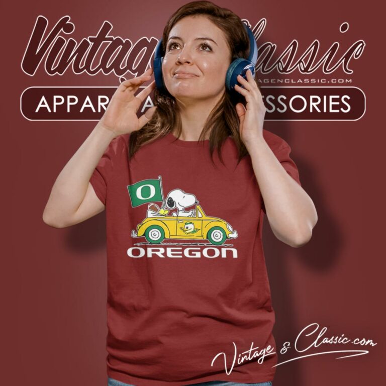 Oregon Ducks Snoopy And Woodstock Driving Car Women T Shirt Oregon Ducks Snoopy And Woodstock Driving Car Women T Shirt