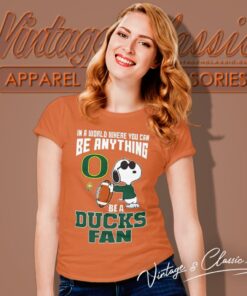 Oregon Ducks Snoopy Be A Fan Women T Shirt