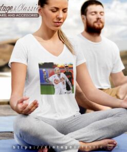 Orioles Legend Brooks Robinson V Neck TShirt