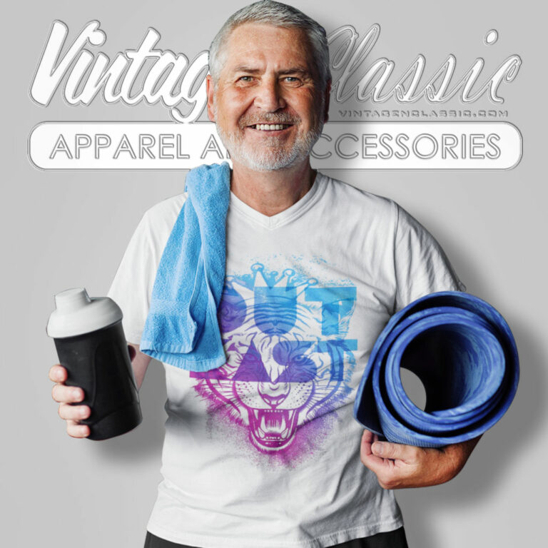 Outkast Shirt Tiger Slim Fit V Neck TShirt Outkast Shirt Tiger Slim Fit V Neck TShirt