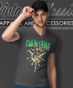 Pantera Snakes Skull Vintage V Neck TShirt