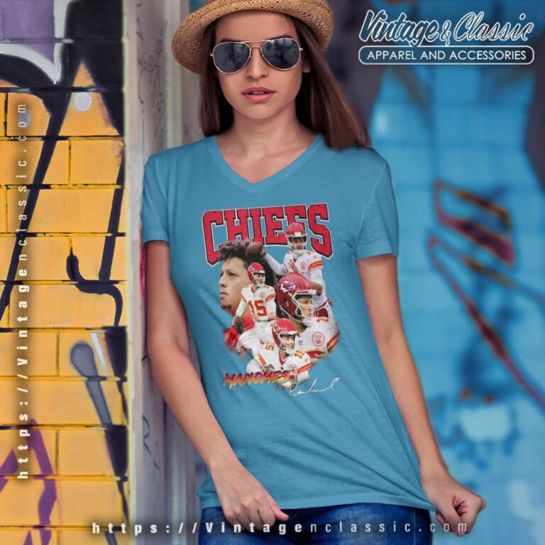 Patrick Mahomes Signature Kansas City Chiefs 2023 V Neck TShirt Patrick Mahomes Signature Kansas City Chiefs 2023 V Neck TShirt