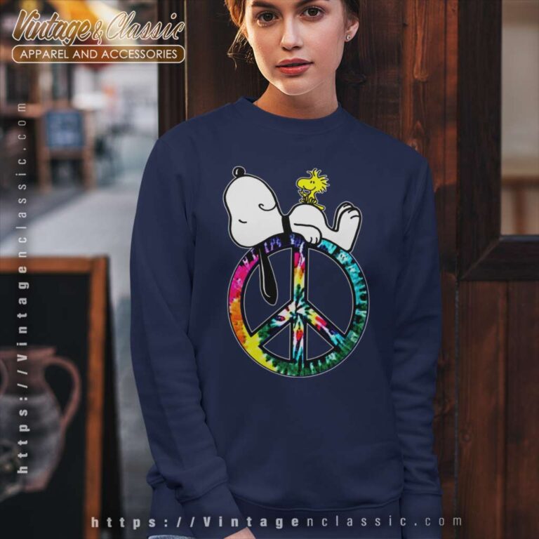 Peace And Love Hippie Sleeping Snoopy Sweatshirt Peace And Love Hippie Sleeping Snoopy Sweatshirt