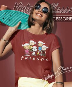 Peanut Snoopy And Friends Merry Christmas Women TShirt