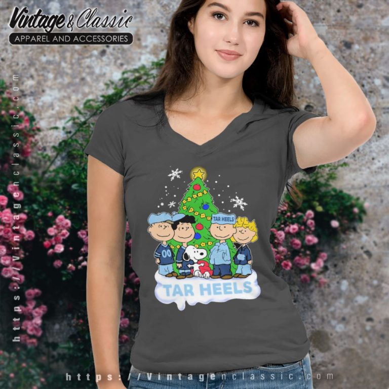 Peanuts Characters Loves Christmas And North Carolina Tar Heels V Neck TShirt Peanuts Characters Loves Christmas And North Carolina Tar Heels V Neck TShirt