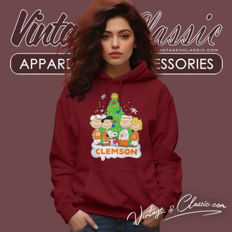 Peanuts Clemson Tigers Love Christmas Hoodie Peanuts Clemson Tigers Love Christmas Hoodie