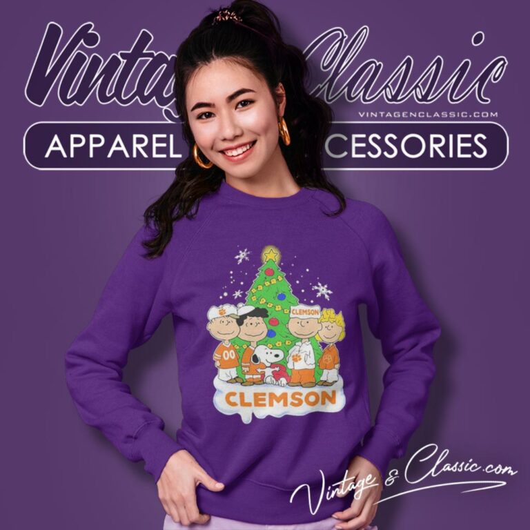 Peanuts Clemson Tigers Love Christmas Sweatshirt Peanuts Clemson Tigers Love Christmas Sweatshirt