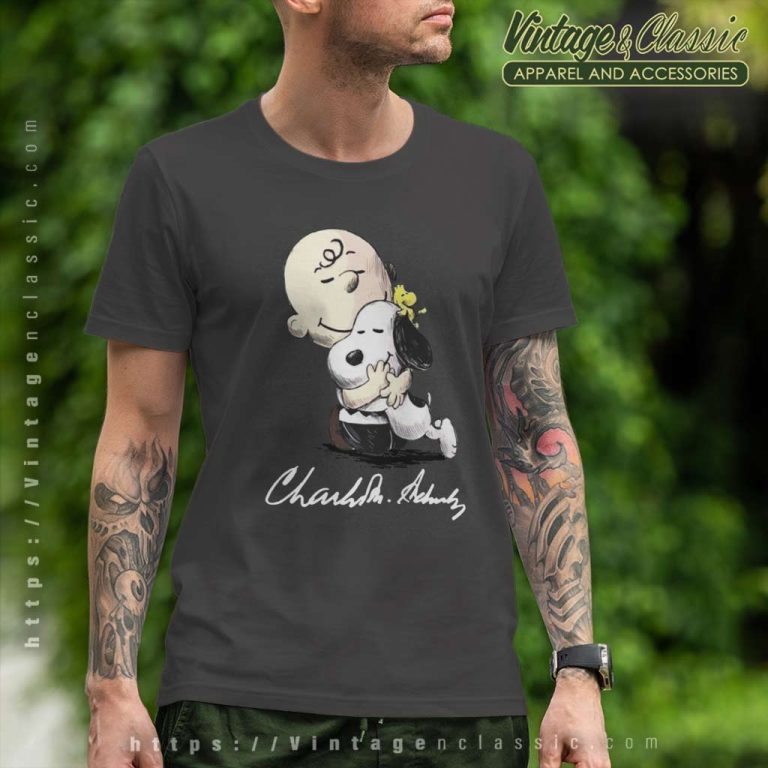 Peanuts Hug Charlie And Woodstock Classic T Shirt Peanuts Hug Charlie And Woodstock Classic T Shirt