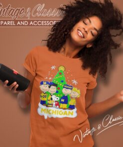 Peanuts Michigan Wolverines Love Christmas Shirt 6 Peanuts Michigan Wolverines Love Christmas Women T Shirt