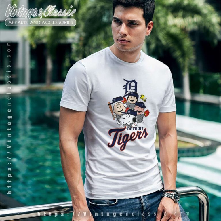 Peanuts Mlb Detroit Tigers Snoopy And Friends T Shirt Peanuts Mlb Detroit Tigers Snoopy And Friends T Shirt